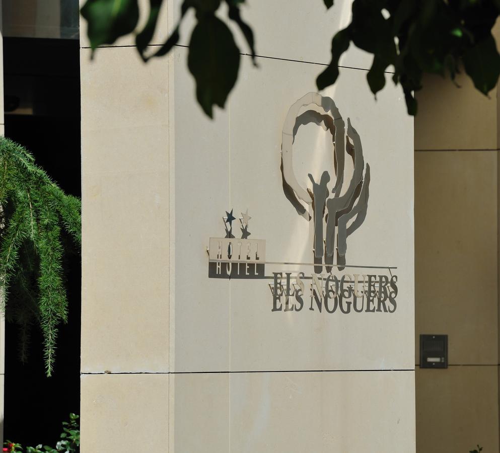 Hotel Els Noguers Манреса Экстерьер фото